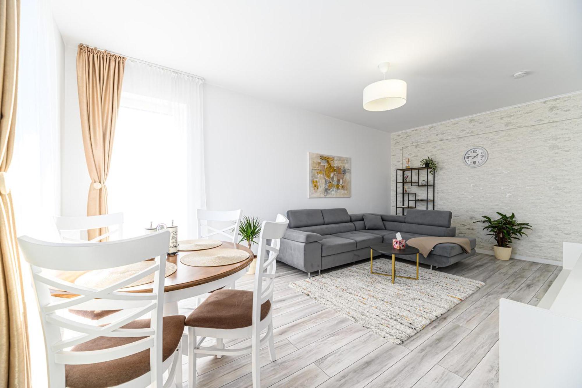 Mabu Apartment Braşov Esterno foto