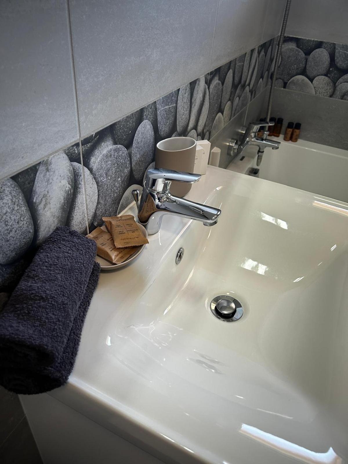 Mabu Apartment Braşov Esterno foto